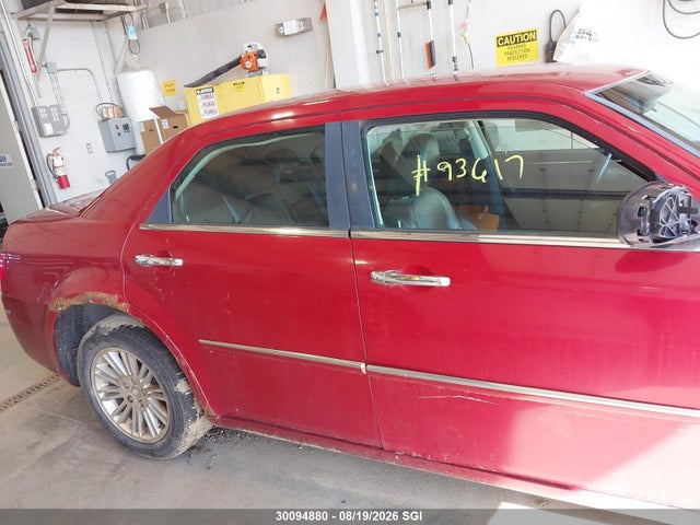 30094880 :رقم المزاد ، 2C3CA5CVXAH161004 vin ، 2010 Chrysler 300 Touring مزاد بيع