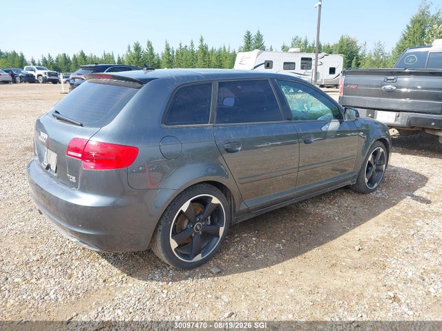 Продажа на аукционе авто 2013 Audi A3 Premium, vin: WAUDFCFMXDA025285, номер лота: 30097470