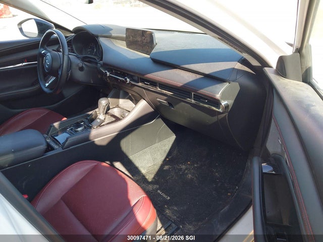 JM1BPBDYXR1715973 Mazda 3 Gt
