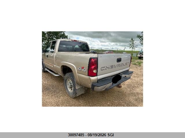 2004 Chevrolet Silverado K2500 Heavy Duty მანქანა იყიდება აუქციონზე, vin: 1GCHK29264E354076, აუქციონის ნომერი: 30097485