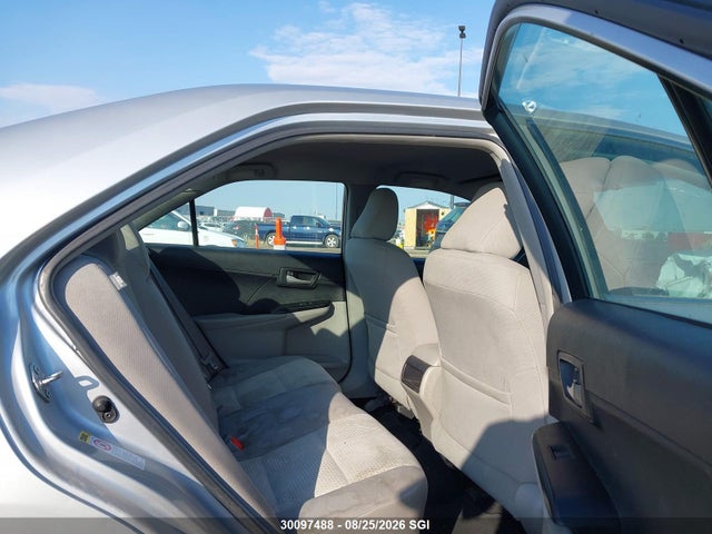 4T1BF1FK1EU751822 Toyota Camry L/se/le/xle