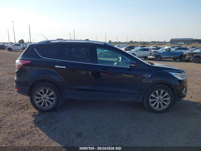 Ford Escape Titanium 2017 1FMCU9J99HUE98881 Image 13