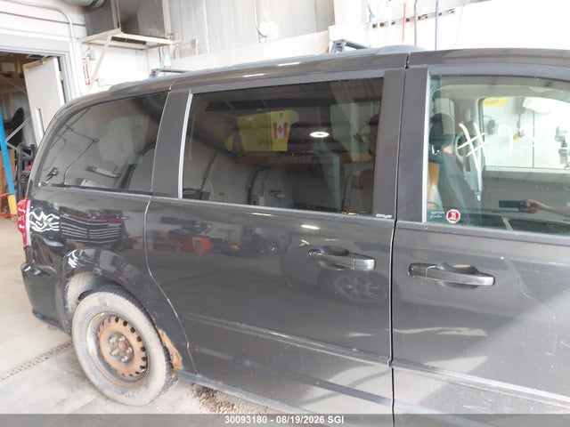 30093180 :رقم المزاد ، 2D4RN4DG3BR672301 vin ، 2011 Dodge Grand Caravan Express مزاد بيع
