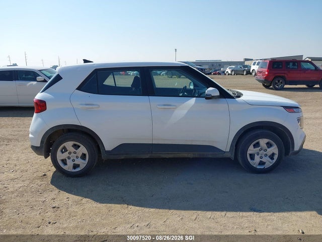 Hyundai Venue Se 2022 KMHRB8A39NU157725 Image 12