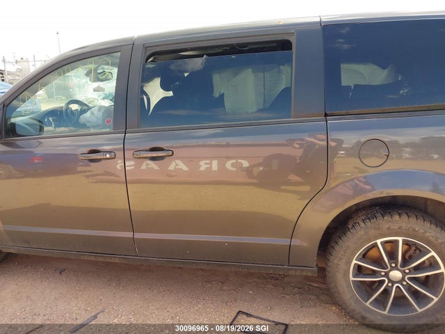 2C4RDGEG1JR313902 Dodge Grand Caravan Gt