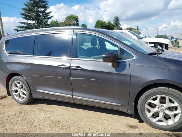 Chrysler Pacifica Touring L Plus 2017 2C4RC1EG6HR798211 Image 13