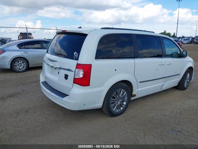 30095885 :رقم المزاد ، 2C4RC1CG2DR671016 vin ، 2013 Chrysler Town & Country Touring L مزاد بيع