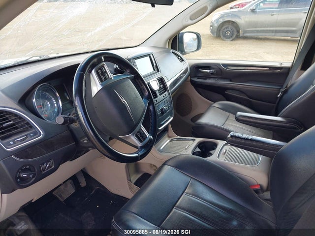 30095885 :رقم المزاد ، 2C4RC1CG2DR671016 vin ، 2013 Chrysler Town & Country Touring L مزاد بيع