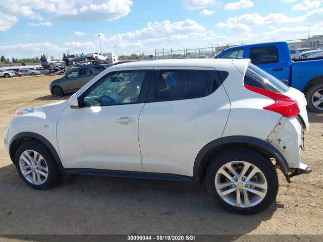 2013 Nissan Juke S/sv/sl მანქანა იყიდება აუქციონზე, vin: JN8AF5MV0DT208670, აუქციონის ნომერი: 30096044