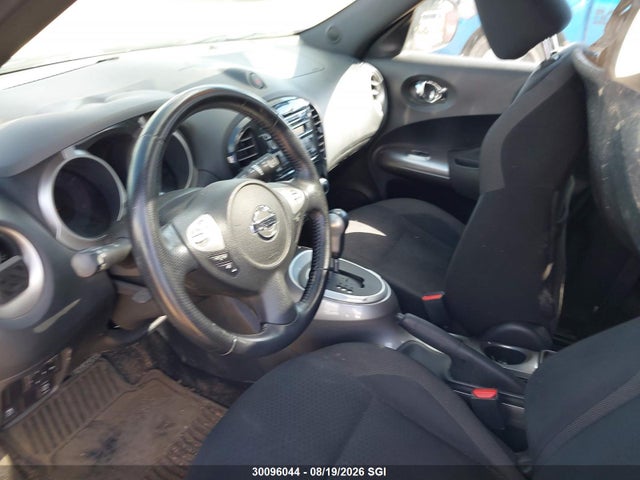 2013 Nissan Juke S/sv/sl მანქანა იყიდება აუქციონზე, vin: JN8AF5MV0DT208670, აუქციონის ნომერი: 30096044