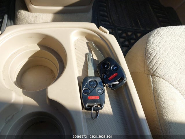 Продаж на аукціоні авто 2005 Honda Cr-v Ex, vin: JHLRD78805C801650, номер лоту: 30097572