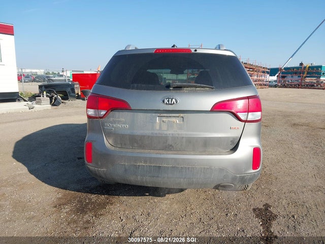 KIA SORENTO LX 2014 5XYKTDA7XEG468063 Image 15