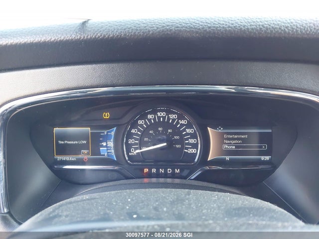5LMJJ3JT2GEL02536 Lincoln Navigator L/select