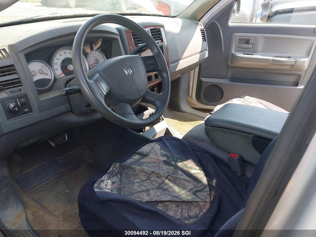 30094492 :رقم المزاد ، 1D7HW48N95S136511 vin ، 2005 Dodge Dakota Quad Slt مزاد بيع