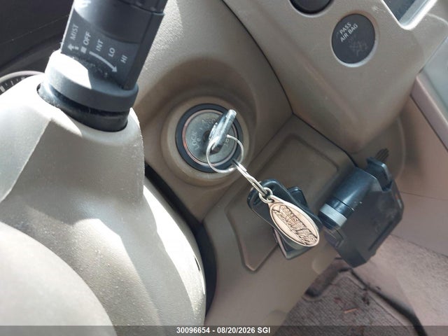 30096654 :رقم المزاد ، 5N1AR18W57C631680 vin ، 2007 Nissan Pathfinder Le/se/xe مزاد بيع