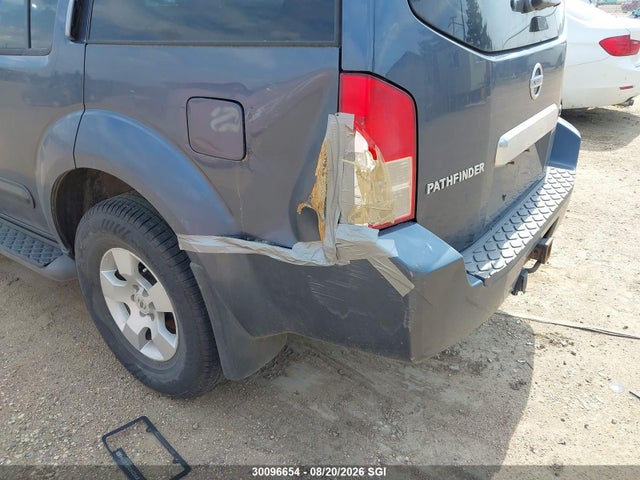 30096654 :رقم المزاد ، 5N1AR18W57C631680 vin ، 2007 Nissan Pathfinder Le/se/xe مزاد بيع