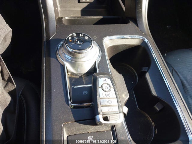 3FA6P0RU3KR227087 Ford Fusion Titanium