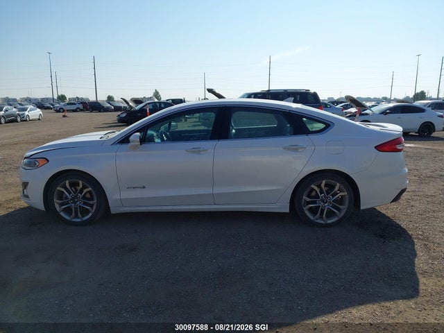 3FA6P0RU3KR227087 Ford Fusion Titanium