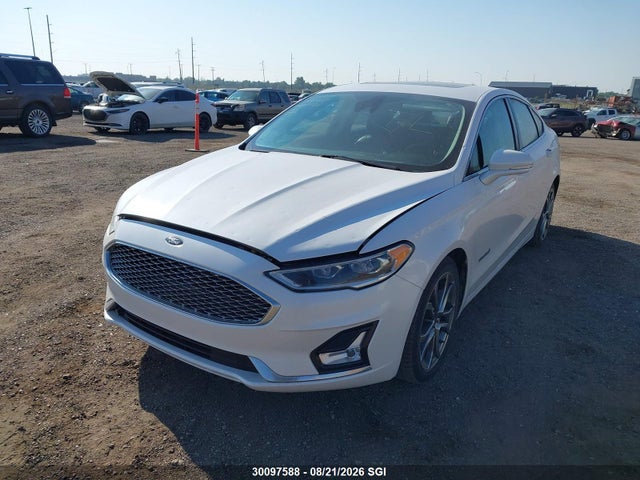 3FA6P0RU3KR227087 Ford Fusion Titanium