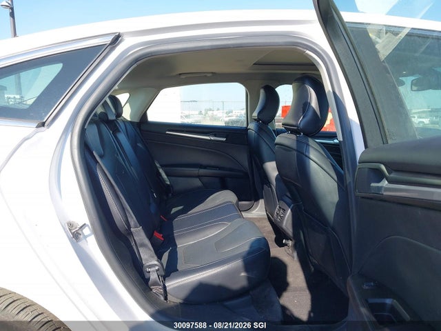 3FA6P0RU3KR227087 Ford Fusion Titanium