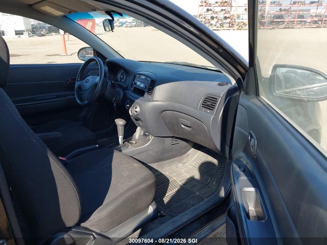 2008 Hyundai Accent Gs მანქანა იყიდება აუქციონზე, vin: KMHCN35C68U071299, აუქციონის ნომერი: 30097604