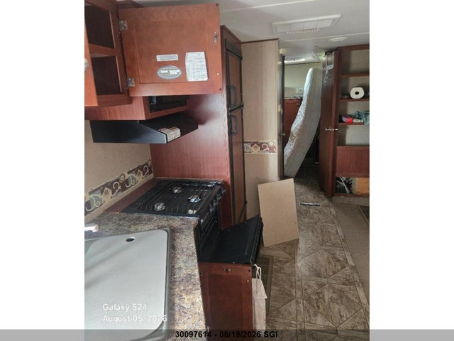 2010 Crossroads Zinger Rv მანქანა იყიდება აუქციონზე, vin: 4V0TC3227AA011633, აუქციონის ნომერი: 30097614