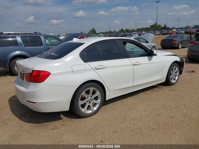 30095253 :رقم المزاد ، WBA3B3C51DF542756 vin ، 2013 Bmw 328 Xi مزاد بيع