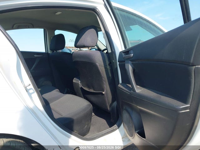 30097625 :رقم المزاد ، JM1BL1UF4C1625665 vin ، 2012 Mazda Mazda3 Gx مزاد بيع
