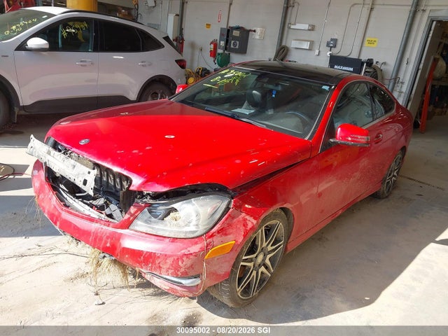WDDGJ8JB3EG221431 Mercedes-Benz C 350 4matic