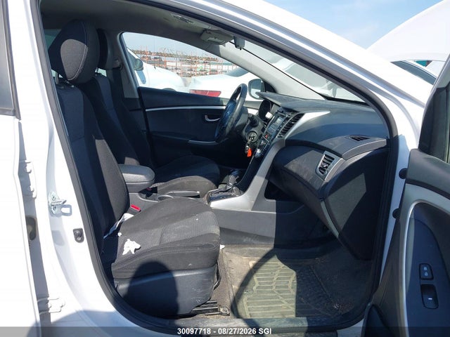 KMHD25LH8FU242865 Hyundai ELANTRA GT