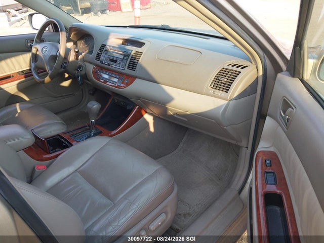 2004 Toyota Camry Le/xle/se მანქანა იყიდება აუქციონზე, vin: 4T1BF30K94U583494, აუქციონის ნომერი: 30097722