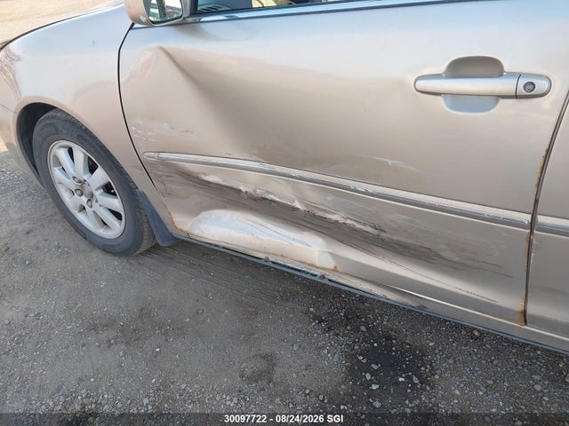 2004 Toyota Camry Le/xle/se მანქანა იყიდება აუქციონზე, vin: 4T1BF30K94U583494, აუქციონის ნომერი: 30097722