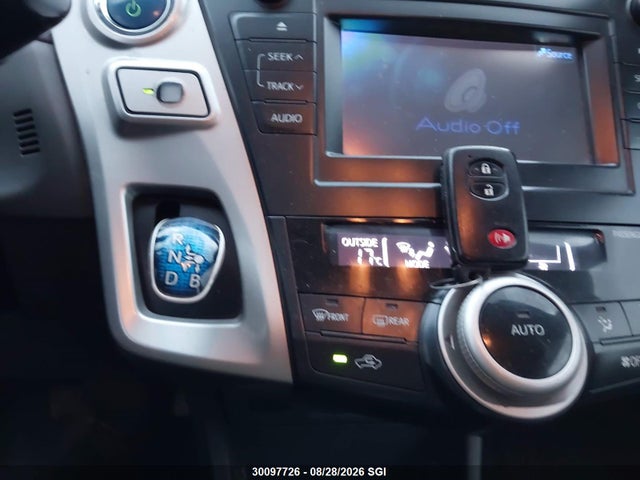 Toyota PRIUS V 2014 JTDZN3EU3EJ002834 Image 11