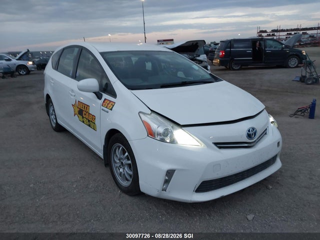 Toyota PRIUS V 2014 JTDZN3EU3EJ002834 Image 17