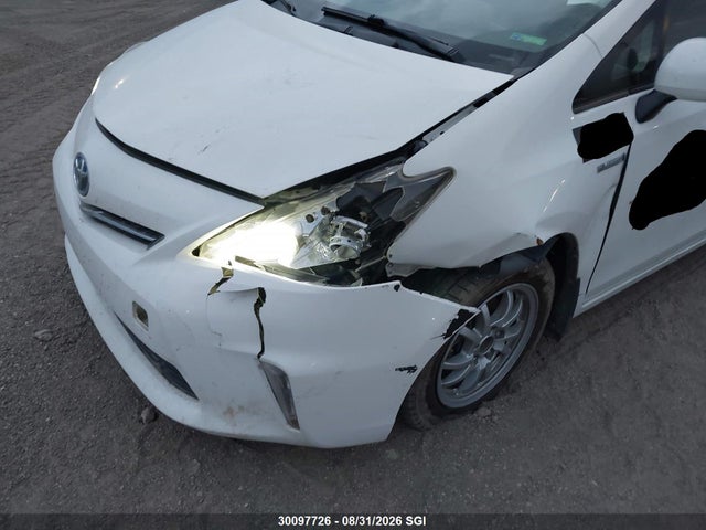 Toyota PRIUS V 2014 JTDZN3EU3EJ002834 Image 6