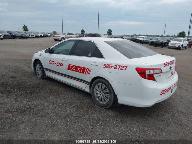 30097735 :رقم المزاد ، 4T1BD1FK3CU013863 vin ، 2012 Toyota Camry Hybrid/le/xle مزاد بيع