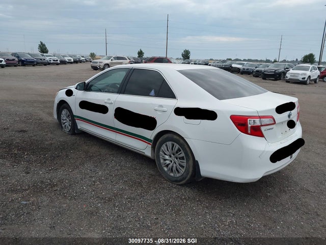 30097735 :رقم المزاد ، 4T1BD1FK3CU013863 vin ، 2012 Toyota Camry Hybrid/le/xle مزاد بيع