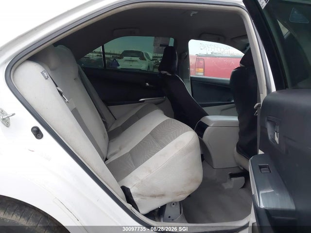 30097735 :رقم المزاد ، 4T1BD1FK3CU013863 vin ، 2012 Toyota Camry Hybrid/le/xle مزاد بيع