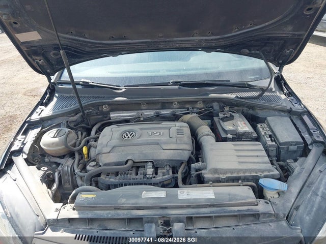 3VW4T7AU6FM005824 Volkswagen GTI