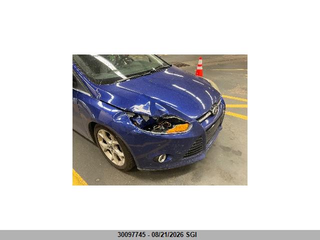 1FADP3N27EL267317 Ford Focus Titanium