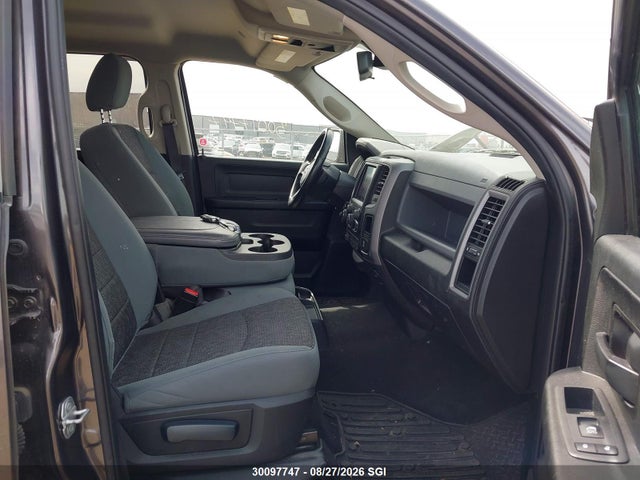 30097747 :رقم المزاد ، 1C6RR7KT1KS685265 vin ، 2019 Ram 1500 Classic Tradesman مزاد بيع