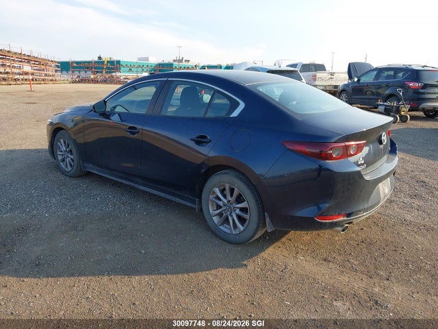 Mazda 3 Preferred 2021 JM1BPAC75M1342675 Image 3