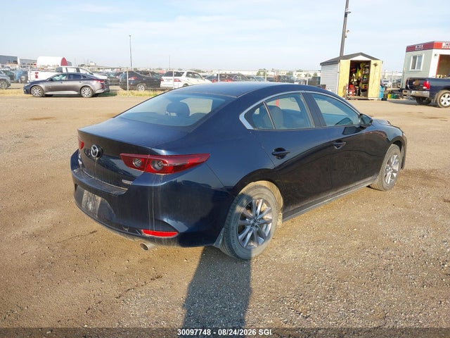 Mazda 3 Preferred 2021 JM1BPAC75M1342675 Image 4