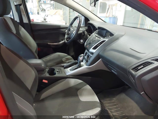 Ford FOCUS SE 2014 1FADP3F23EL385198 Image 5