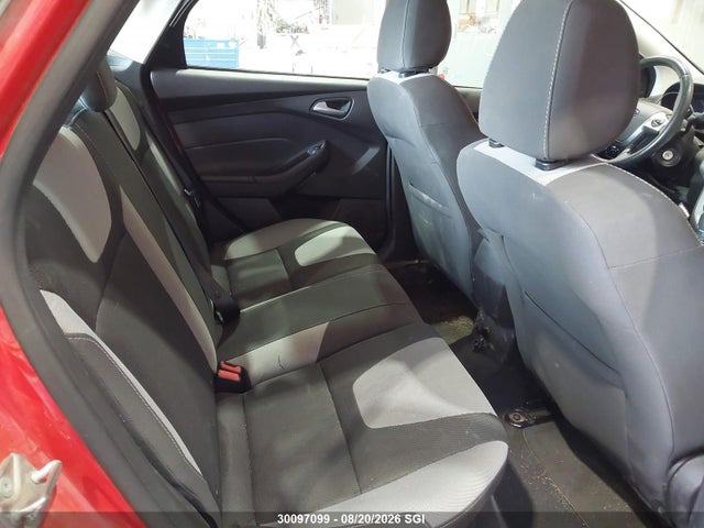 Ford FOCUS SE 2014 1FADP3F23EL385198 Image 8