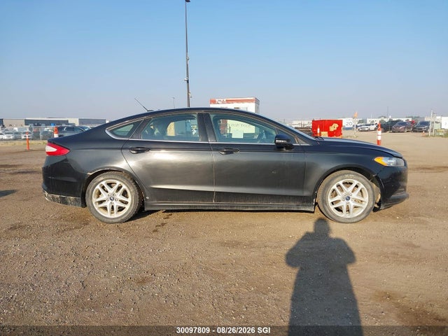 3FA6P0H7XER105164 Ford FUSION SE