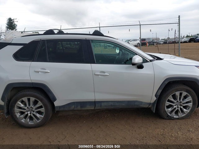 2T3R1RFV8RW434090 Toyota Rav4 Xle/xle Premium