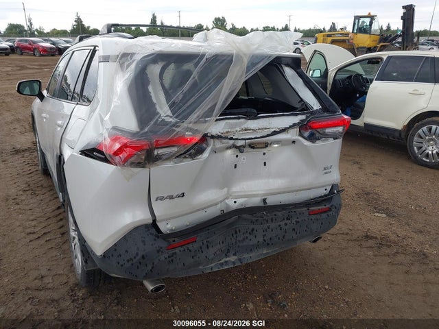 2T3R1RFV8RW434090 Toyota Rav4 Xle/xle Premium