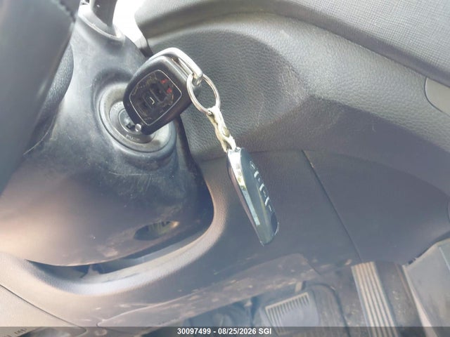 5XYZUDLB9GG336699 Hyundai SANTA FE SPORT