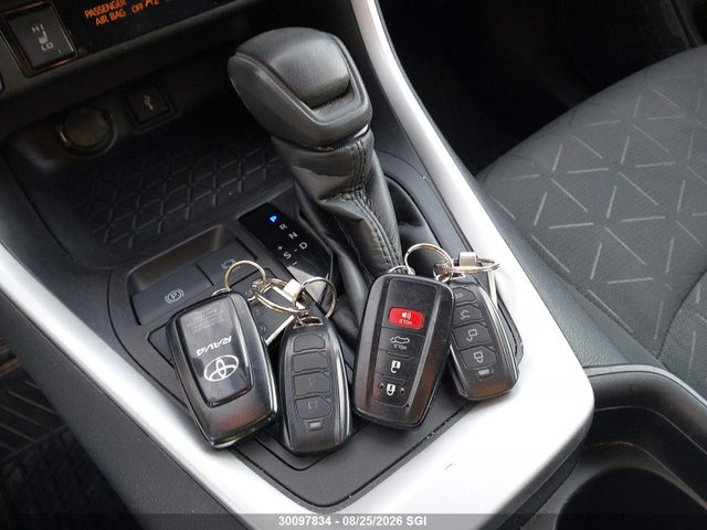 2T3R1RFV7MC208990 Toyota Rav4 Xle/xle Premium